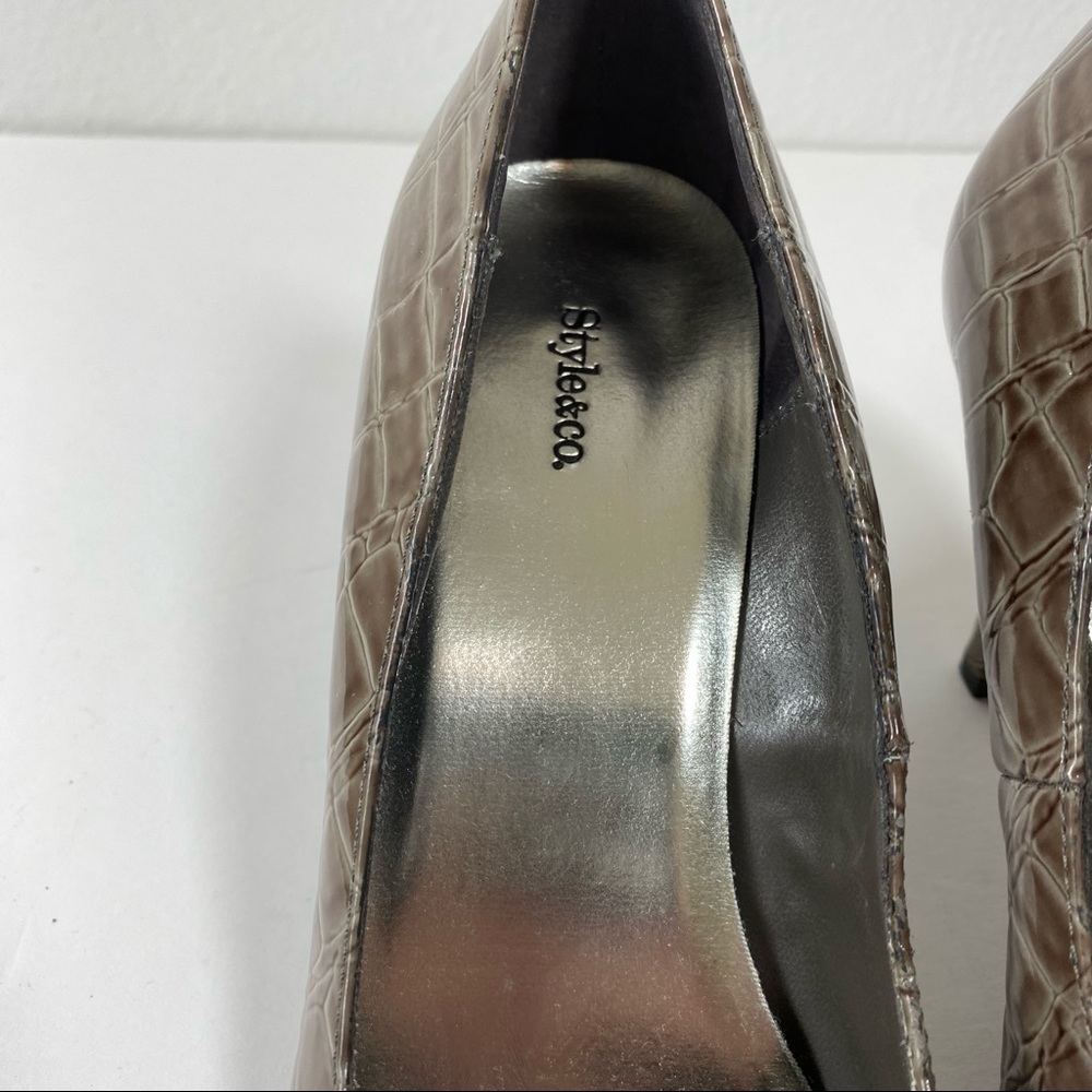 Style&Co • size 9.5 • brown animal print heels - Picture 8 of 9
